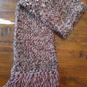 Loom knitted scarf